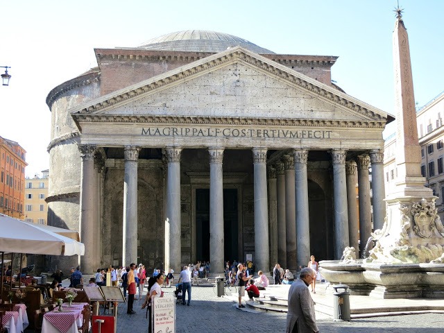 הפנתאון של רומא ופיאצה דלה רוטנדה (צילום:ציפי לוין)